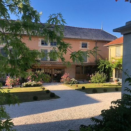 Cunfin Domaine Hotel De France מראה חיצוני תמונה