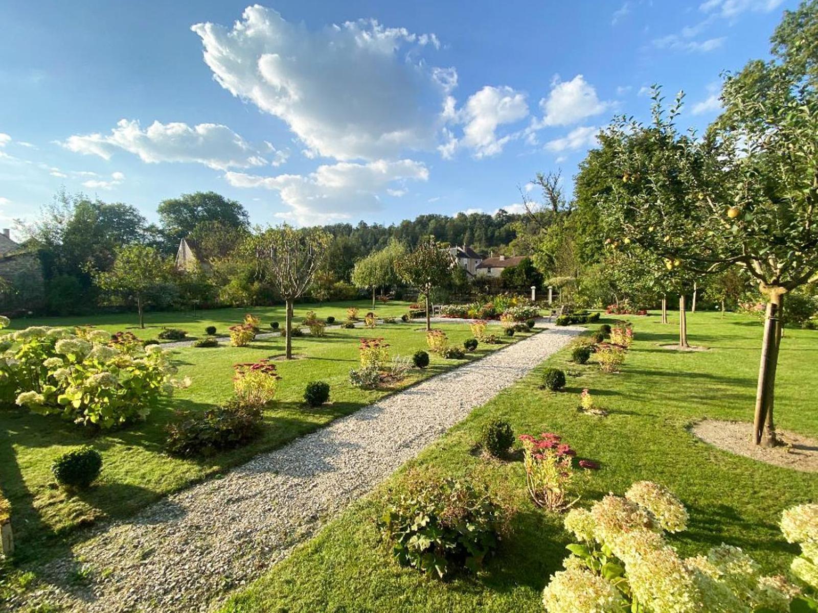 Cunfin Domaine Hotel De France מראה חיצוני תמונה