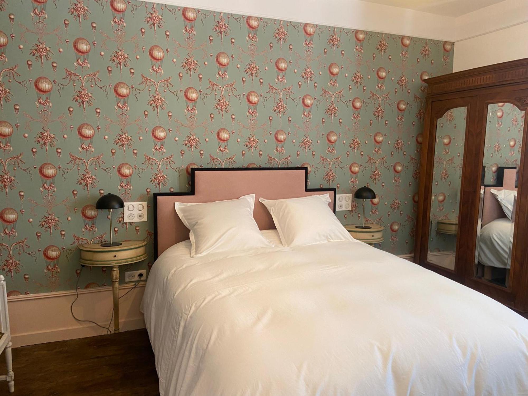 Cunfin Domaine Hotel De France מראה חיצוני תמונה
